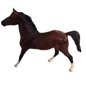Breyer Classics  Horse War Horse Joey J317 Brown Black White Patch Head 7X7.5”